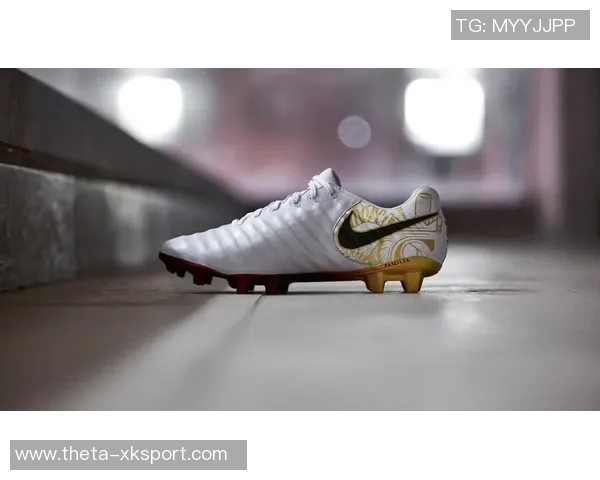 拉莫斯足球鞋的传奇之路与技术创新背后的故事